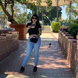 Meet your Posher, Ariana